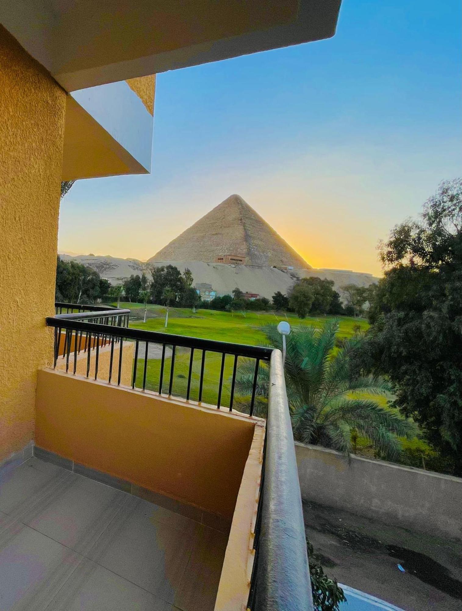 Glamour Pyramids View Kafret el-Gabal エクステリア 写真